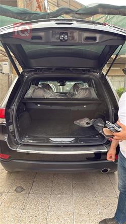 جیپ گراند شیرۆکی